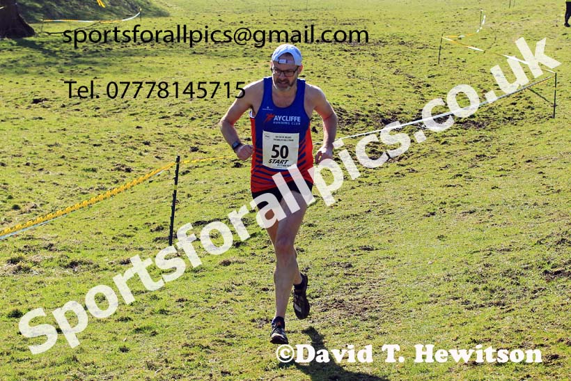 Senior and Masters Mens 2022 North Eastern Cross Country Relays, Farnley Farm, Peterlee.  Photo: David T. Hewitson/Sports for All Pics